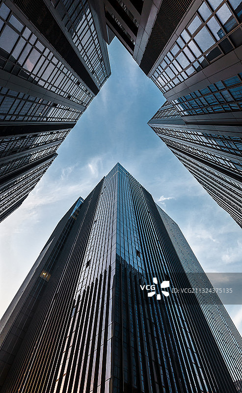 仰拍写字楼图片素材