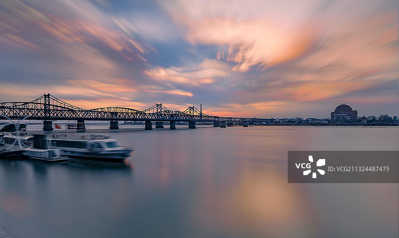 鸭绿江晨曦图片素材