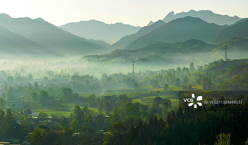 豫西山村的早晨图片素材