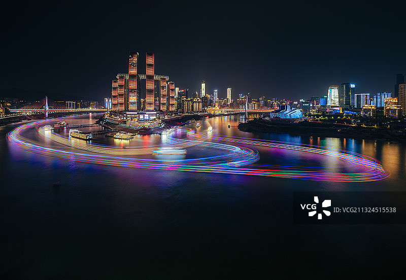 重庆两江交汇朝天门来福士两江四岸图片素材