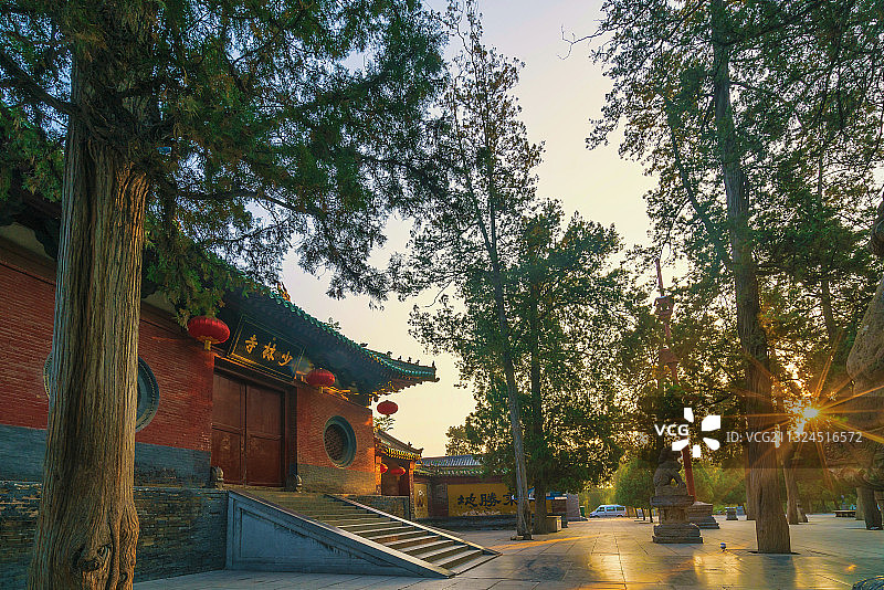 少林寺晨光图片素材
