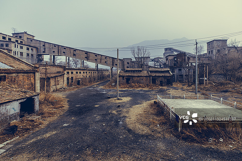 北京王平煤矿荒废破旧的工厂厂房图片素材
