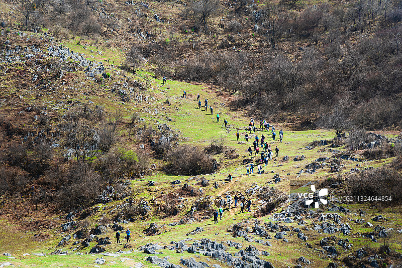 秦岭镇安北阳山喀斯特地貌图片素材