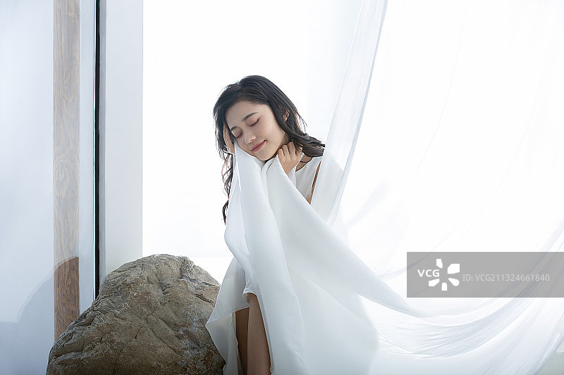 青年女子美容时尚肖像图片素材