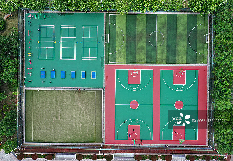 山东省枣庄市山亭区社区多功能运动场图片素材