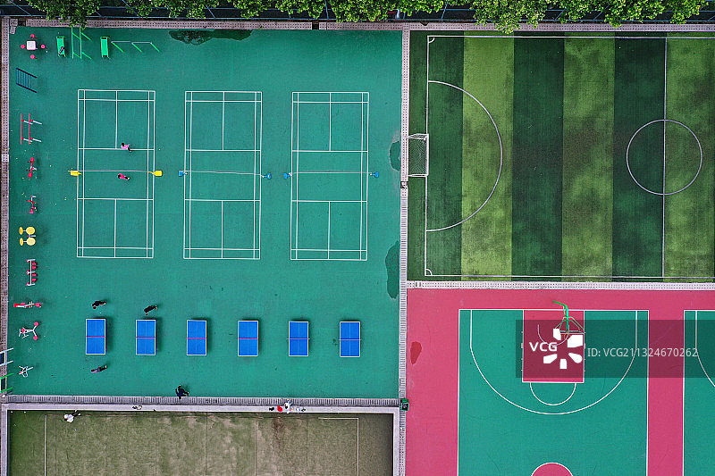山东省枣庄市山亭区社区多功能运动场图片素材