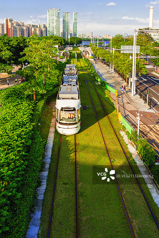 广州地标广州塔、珠江新城CBD，有轨电车图片素材