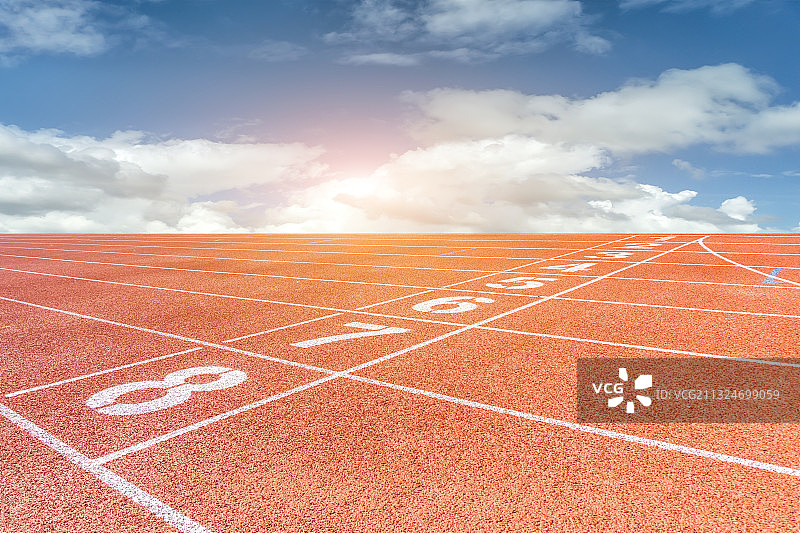 校园体育场田径塑胶跑道图片素材