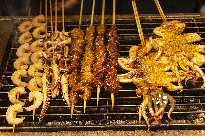 重庆市八一好吃街小吃：山城烤串图片素材