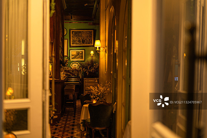 上海路边的精品咖啡厅图片素材