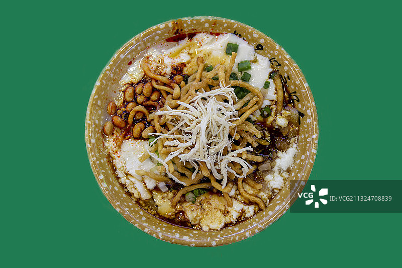 重庆市八一好吃街小吃：油茶鸡丝豆腐脑图片素材