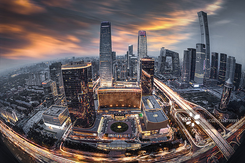 中国首都北京朝阳东三环国贸核心CBD商务区夜景国贸桥日落火烧图片素材