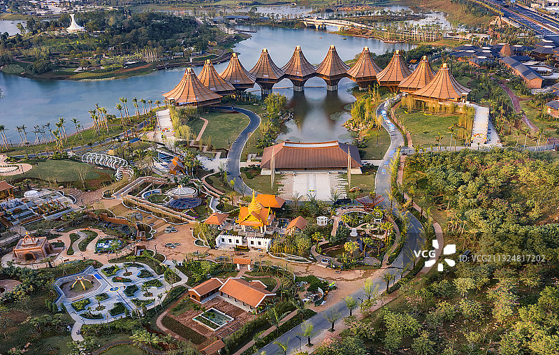 航拍南宁园博园东盟园特色建筑群图片素材