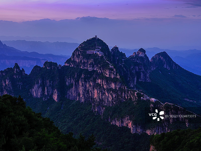 太行龙脊长城轿顶山图片素材