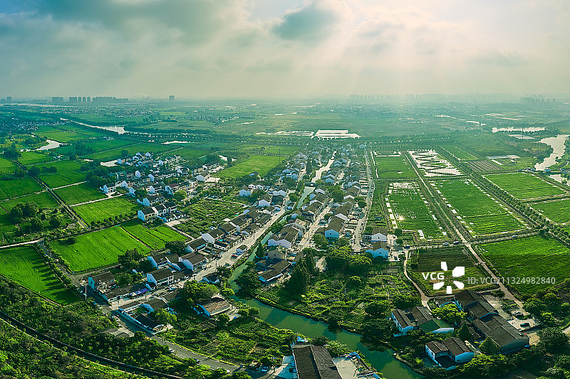 江苏省苏州高新区浒墅关花野圩村田园风光图片素材