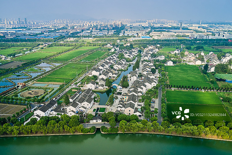 江苏省苏州高新区浒墅关花野圩村田园风光图片素材