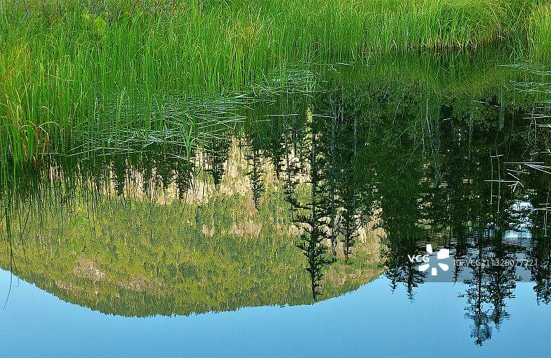 美国华盛顿州大四山湖泊风光图片素材