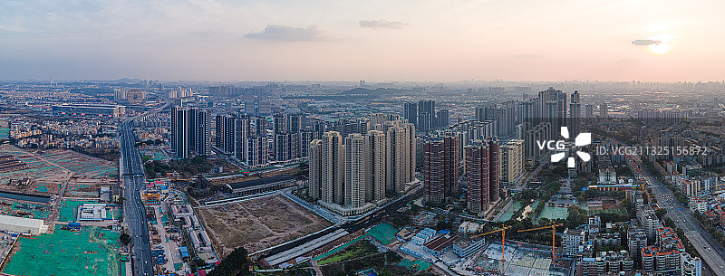 航拍广州广钢新城，现代高层住宅小区商品房图片素材