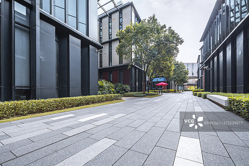现代建筑创意园区道路路面图片素材