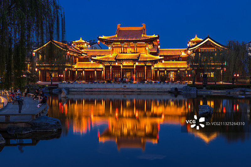 洛阳洛邑古城夜景图片素材