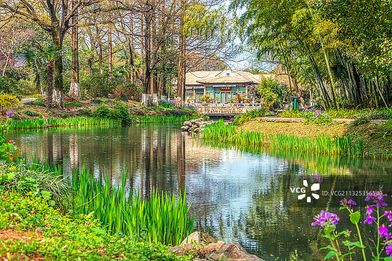 中国南京玄武湖情侣园图片素材