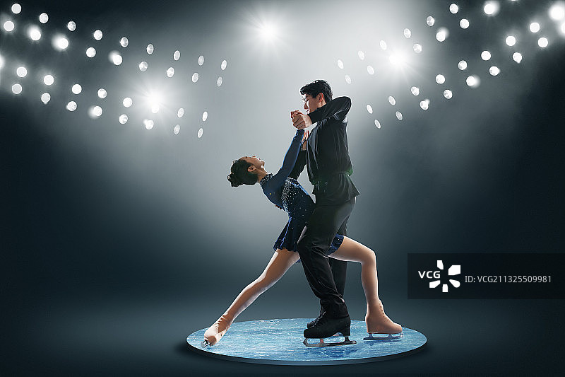 双人花样滑冰图片素材