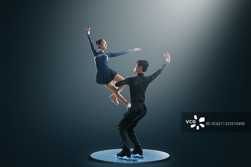 双人花样滑冰图片素材
