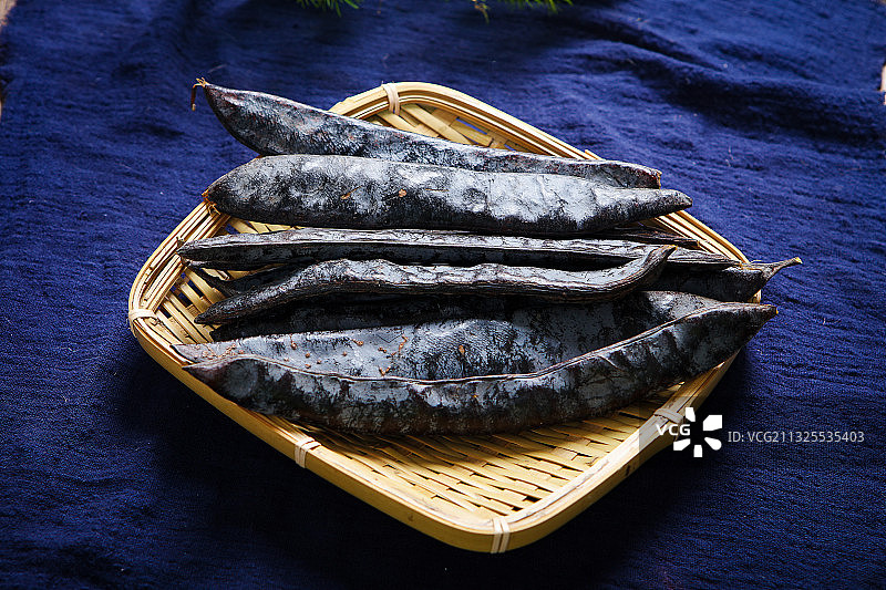 少量皂角图片素材