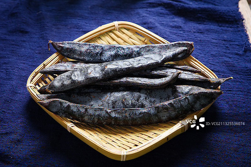 少量皂角图片素材