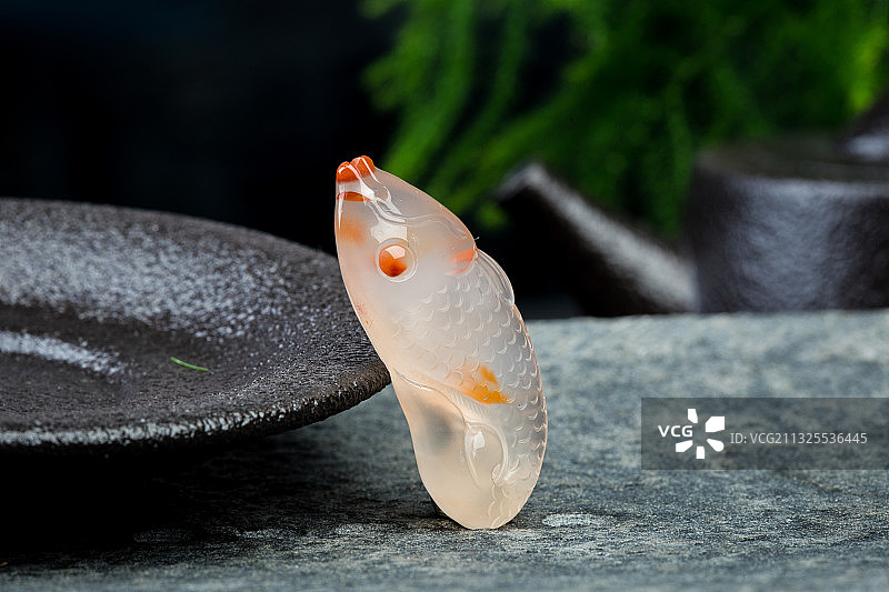 南红挂件特写图片素材