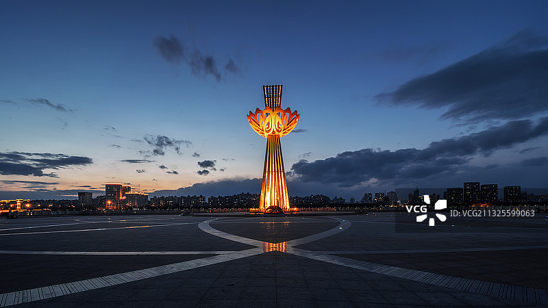 牡丹广场图片素材