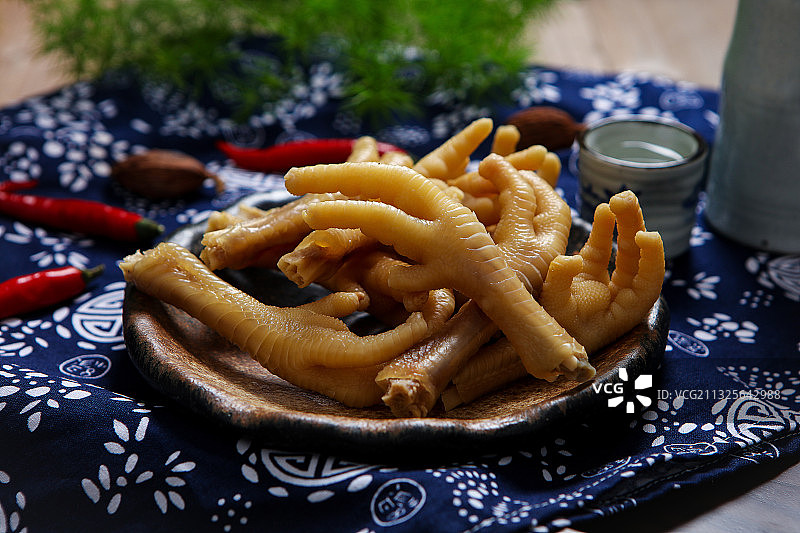 盐焗鸡爪图片素材