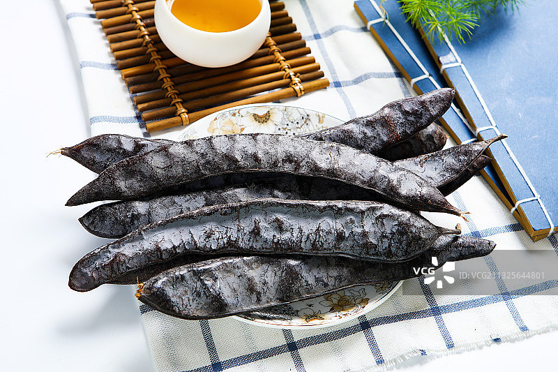 少量皂角图片素材