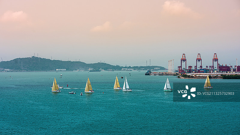 帆船出海图片素材