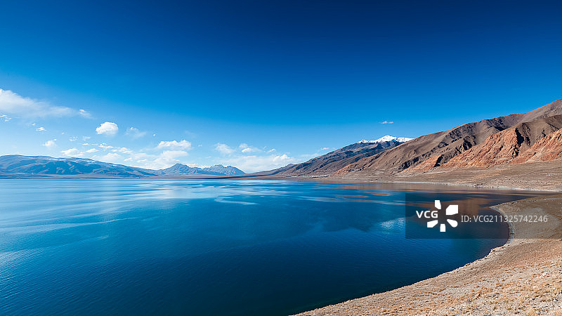 西藏那曲市当惹雍错湖图片素材