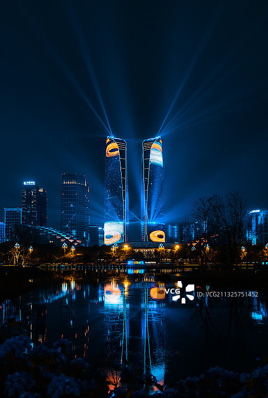 成都金融城 双子塔图片素材