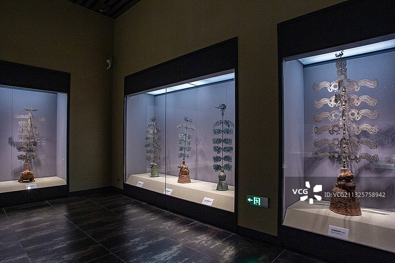 四川省绵阳市博物馆展览内景图片素材