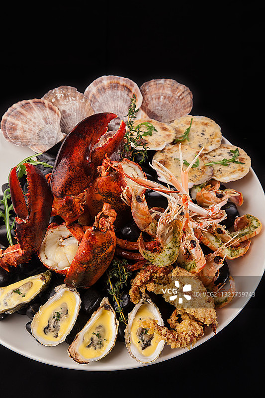 一盘海鲜拼盘图片素材