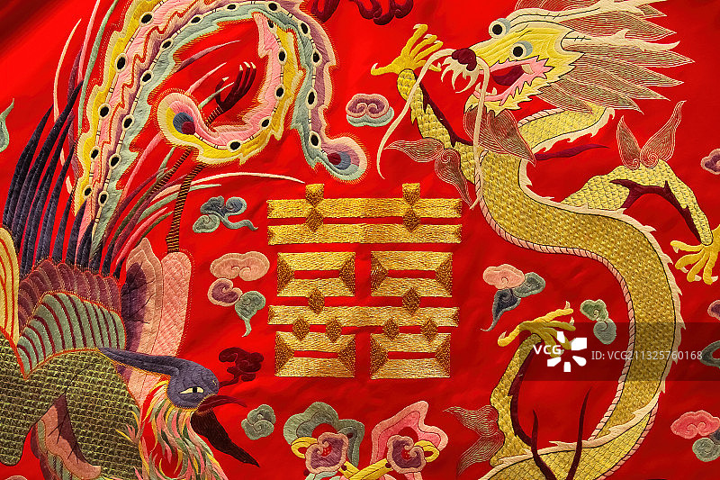 故宫坤宁宫里的龙凤喜字织绣图片素材