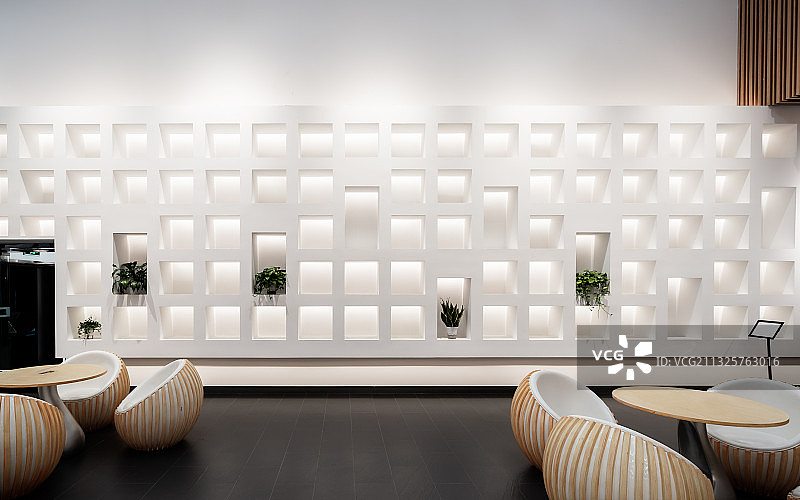 顺德工业发展馆 室内 环境灯光 纯白 纯色咖啡馆图片素材