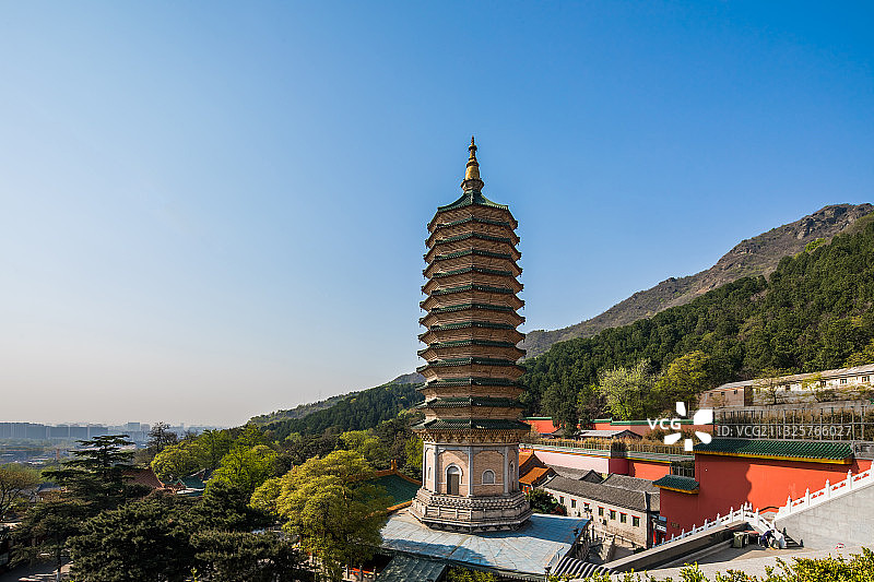 北京八大处灵光寺佛牙舍利塔图片素材
