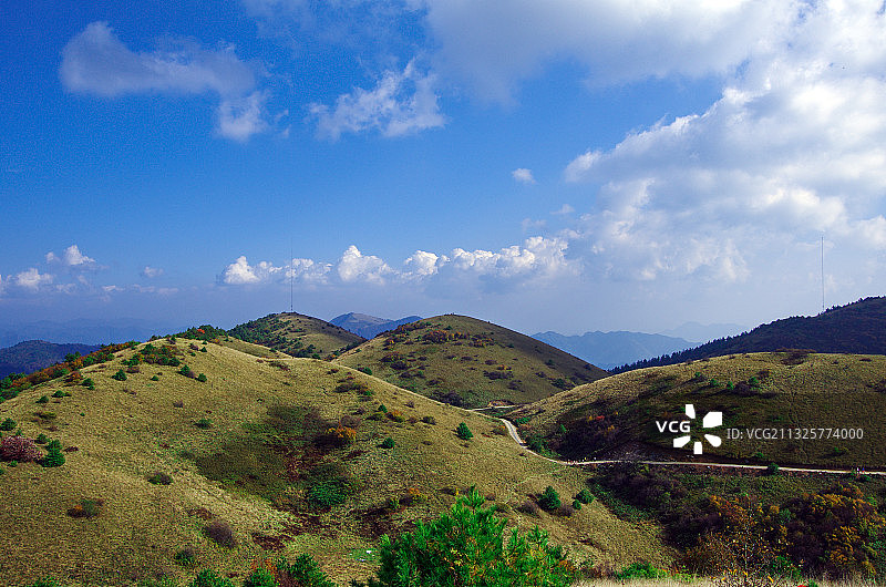 神田草原的高山和草甸图片素材