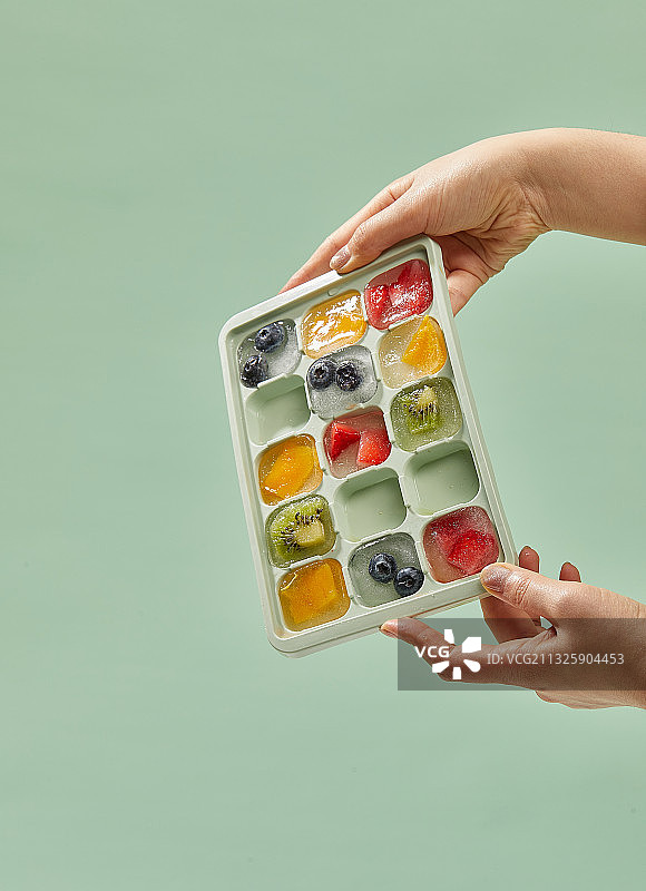 夏日冰格冰块模具图片素材