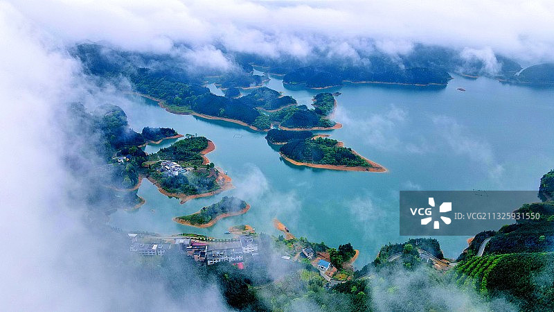 湖南常宁：天堂湖云雾飘缈图片素材