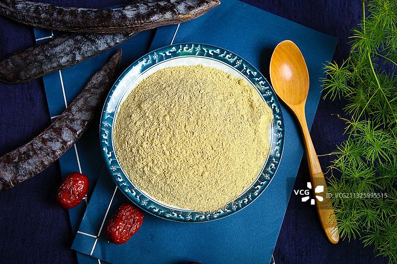 少量皂角图片素材