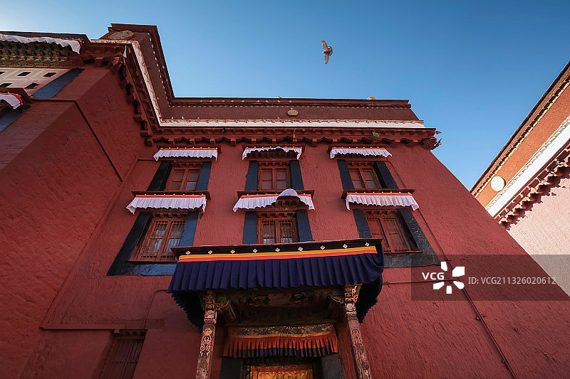 西藏日喀则的萨迦寺图片素材