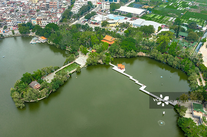 中国广东省雷州市雷湖图片素材