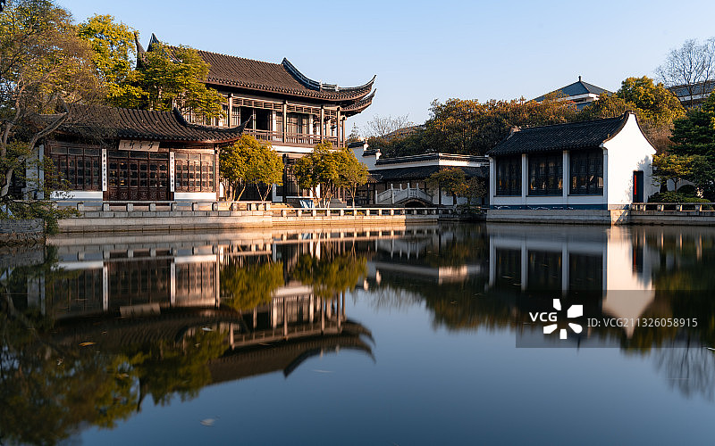 文笔楼倒影图片素材