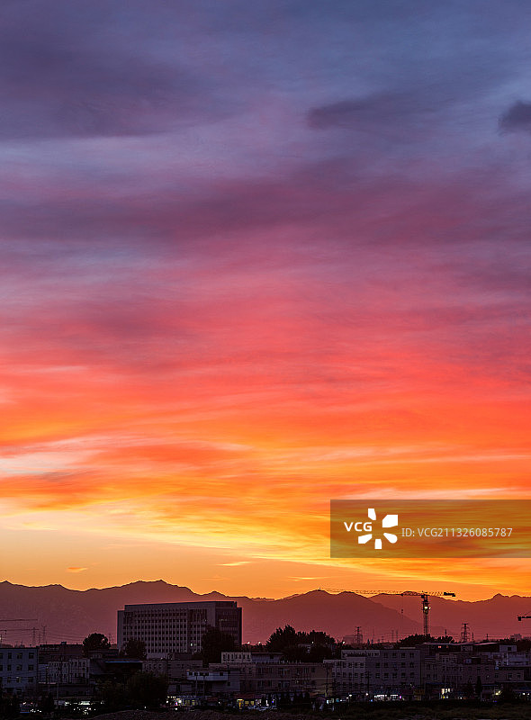 山脉日落风光图片素材