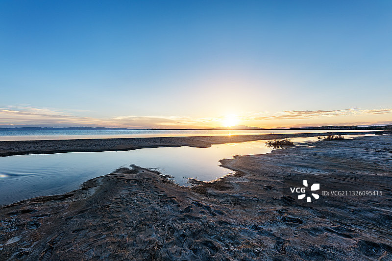 青海托素湖日落风光图片素材